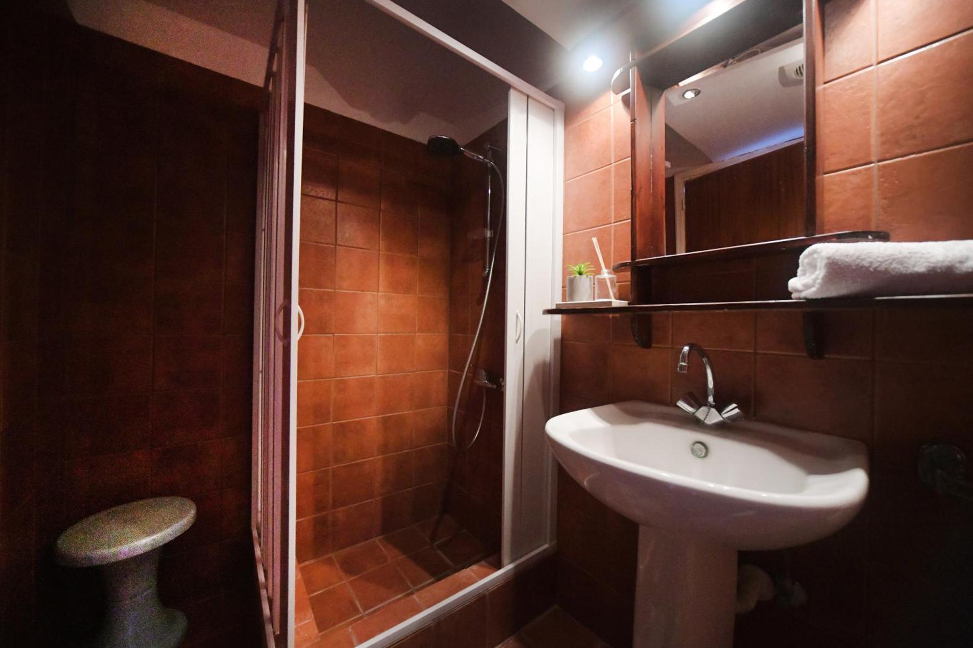 Agialos Rooms Kalymnos Town Bagian luar foto